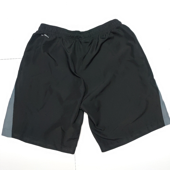 Reebok Gym Shorts Men's Medium - Picture 3 of 5